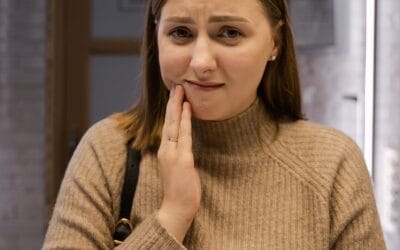 Tooth Pain: What Causes It and When Should You See a Dentist?